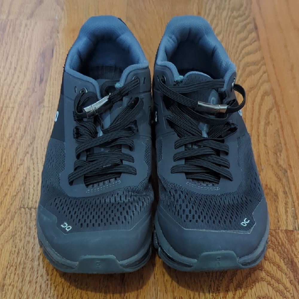 On Running Men's Black and Gray Athletic Shoes worn once